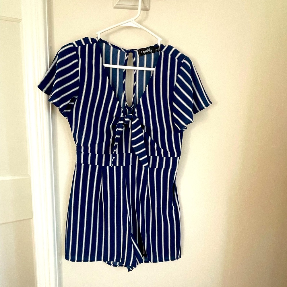 Blue and white stripes romper